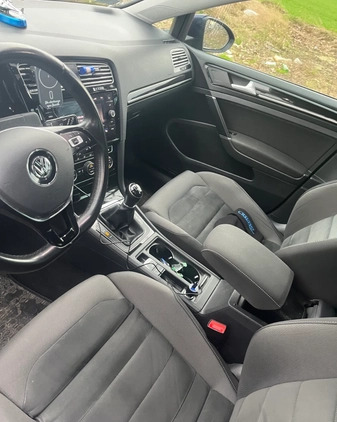 Volkswagen Golf cena 56500 przebieg: 203150, rok produkcji 2017 z Milanówek małe 67